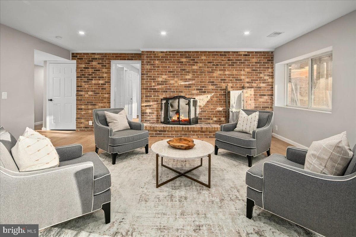 353 Gallop Wood Place photo 70
