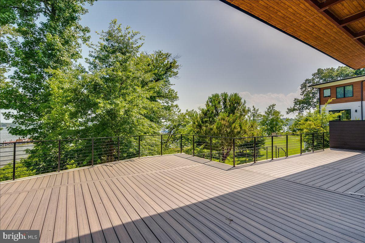 9433 Ferry Landing Ct photo 21