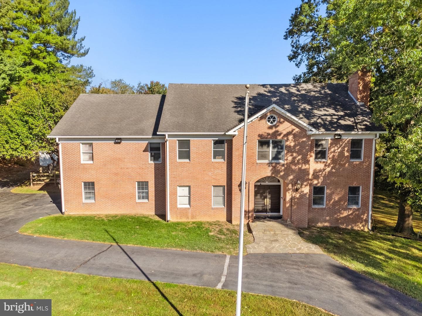 9200 Falls Run Road photo 11