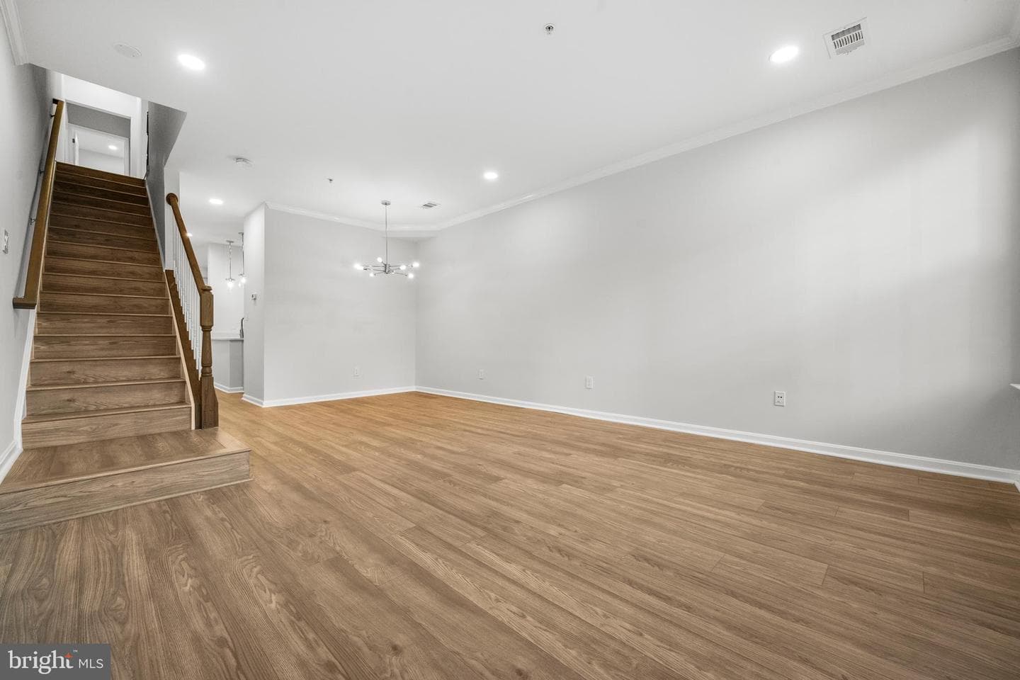 2665 Manhattan Place #109 photo 8