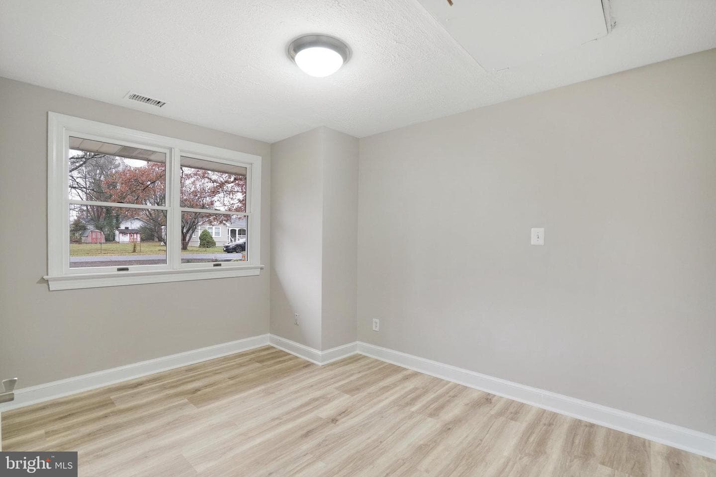 6705 Greenleaf Street photo 20