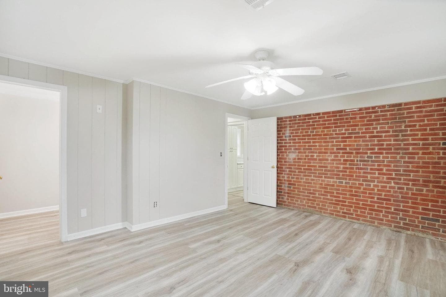 6705 Greenleaf Street photo 22