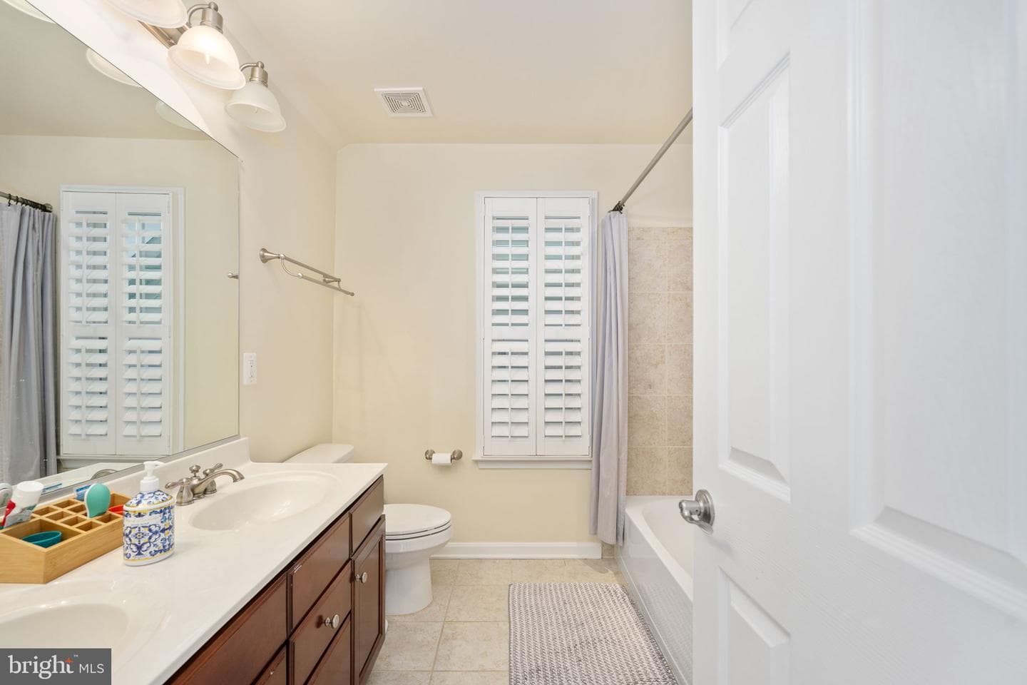 6044 Masondale Road photo 54