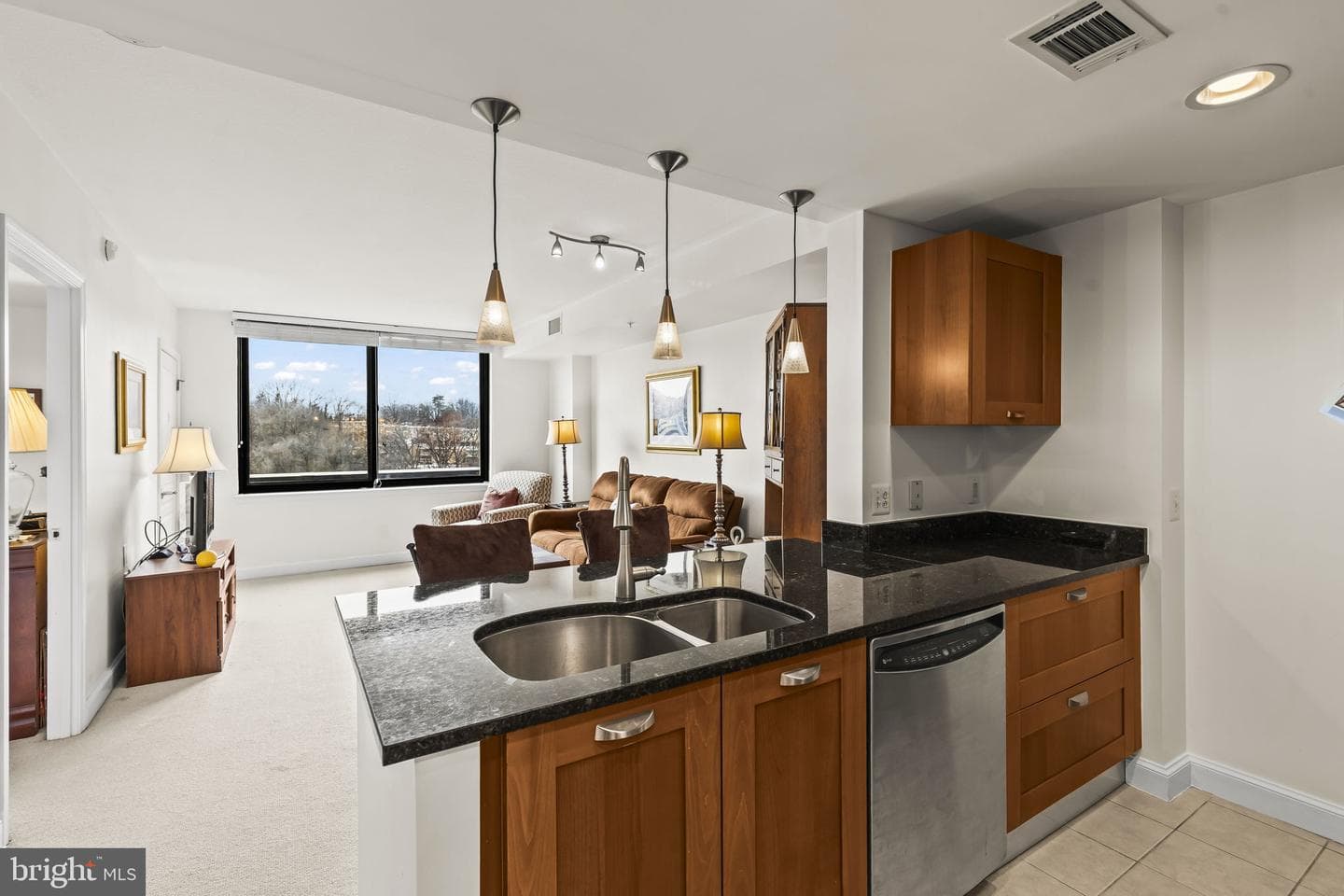 2451 Midtown Avenue #1413 photo 9