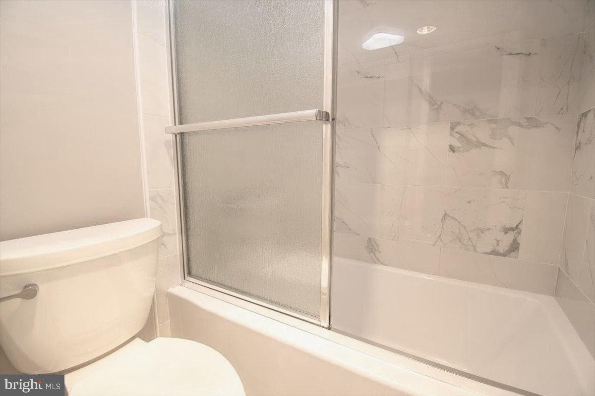 8370 Greensboro Drive #203 photo 6