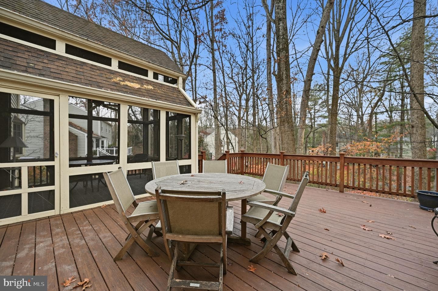 2218 Wakerobin Lane photo 47