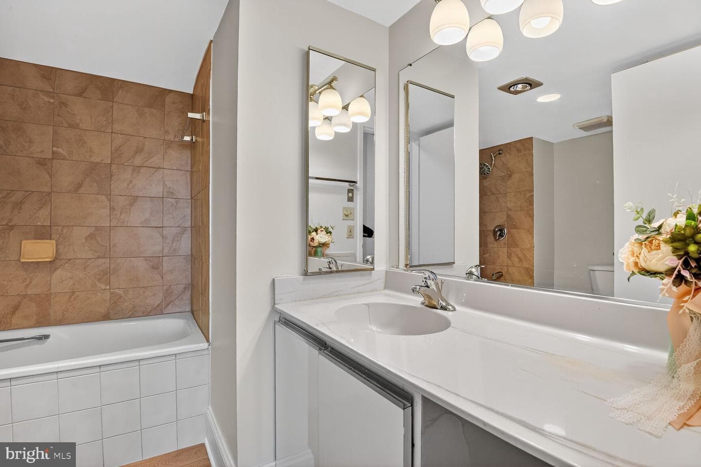 1808 Old Meadow Road #507 photo 15