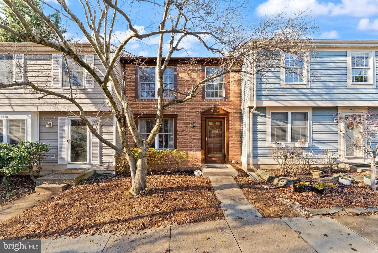 1616 Barnstead Drive photo 3