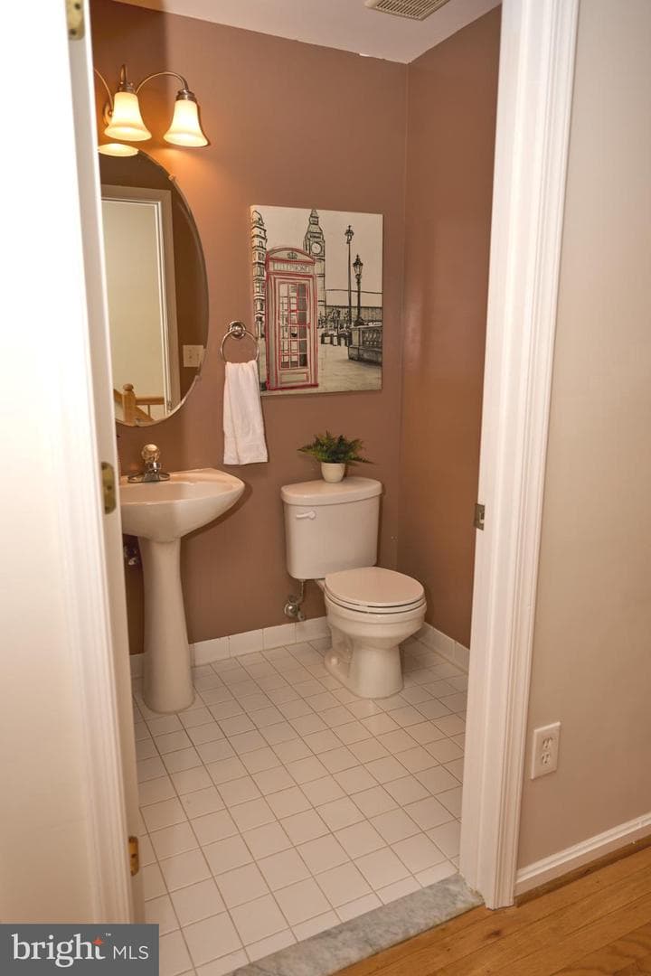 7701 Haynes Point Way #1909 photo 10