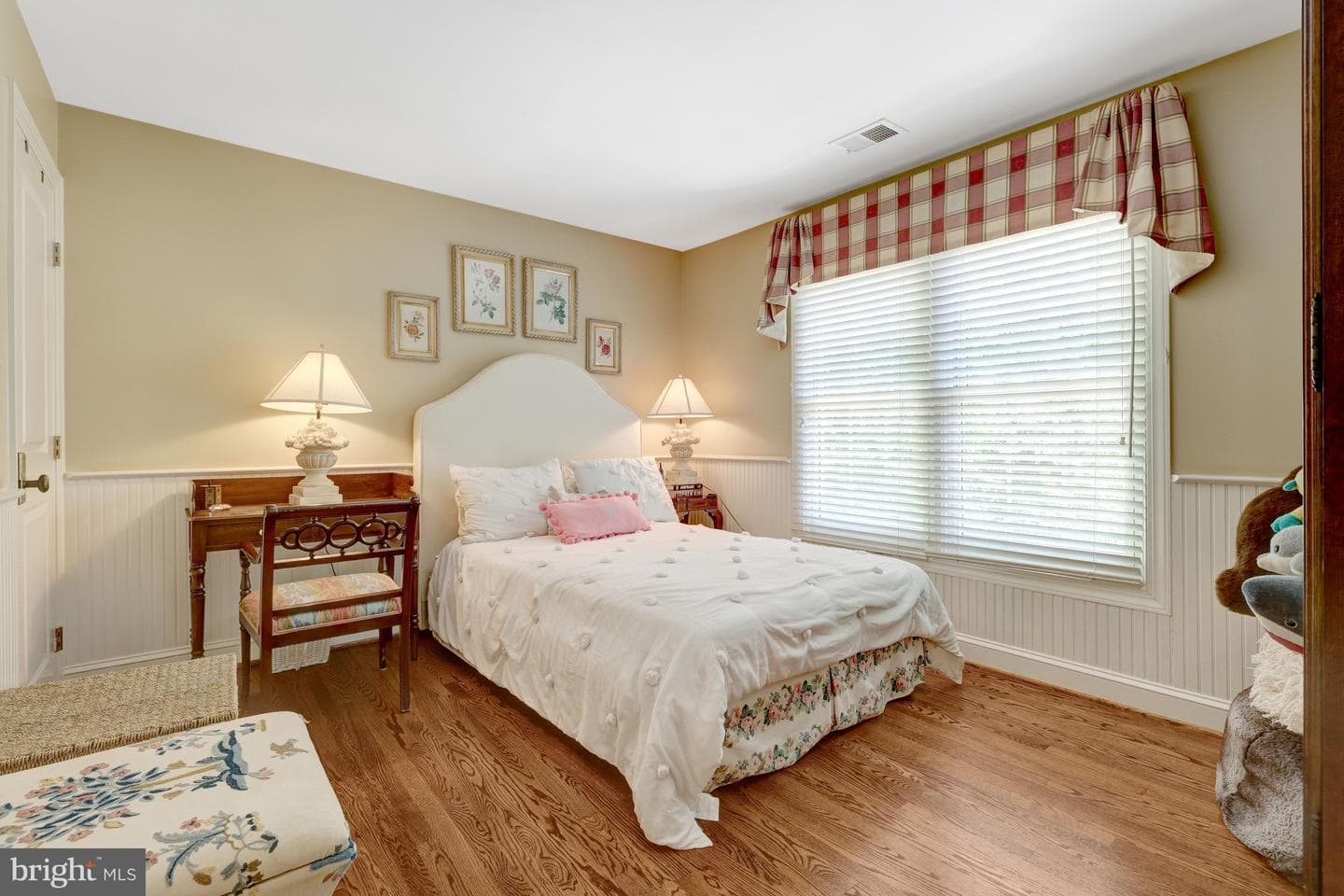 801 Olde Georgetown Court photo 33