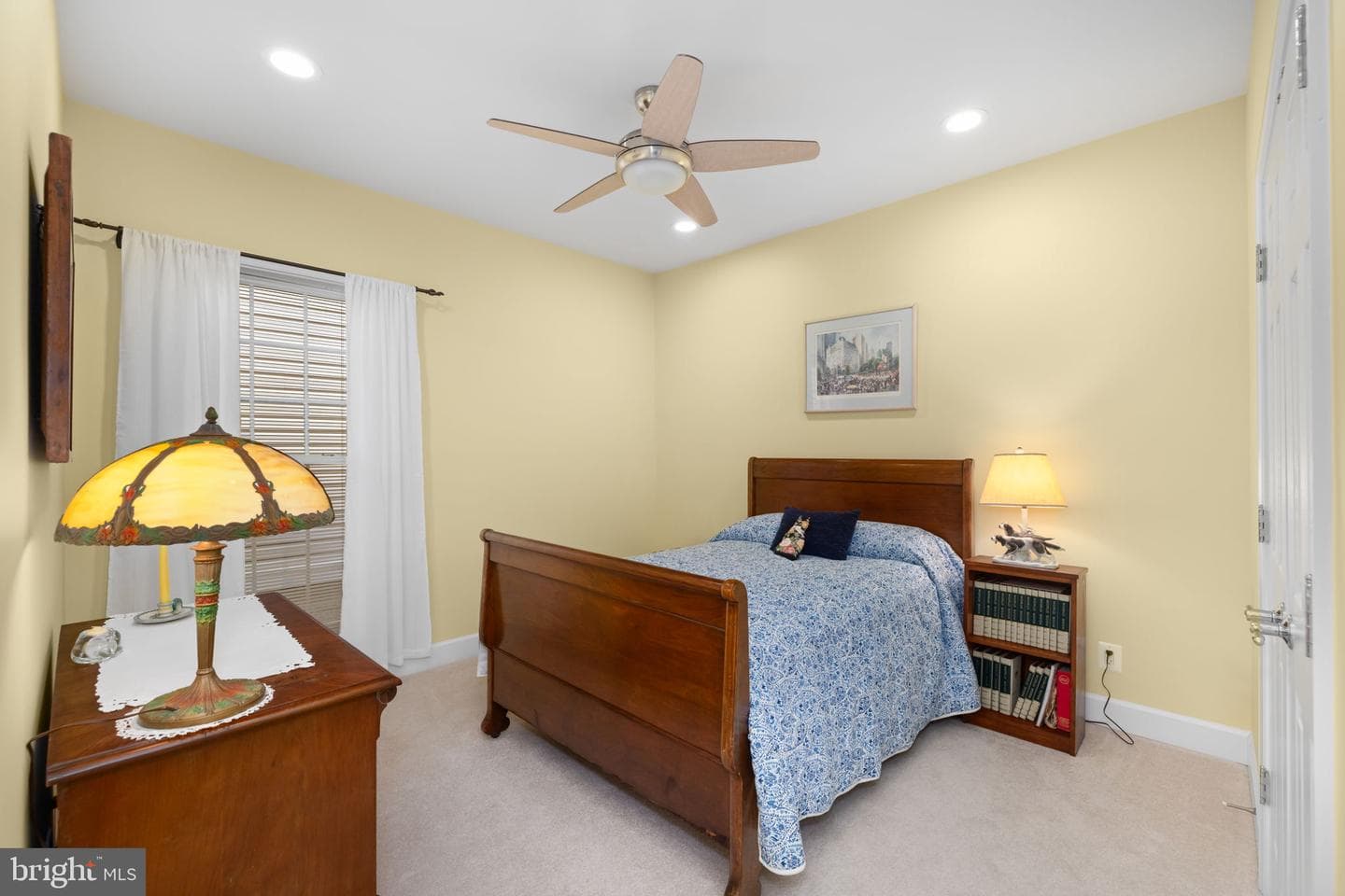8410 Stargazer Lily Court photo 25
