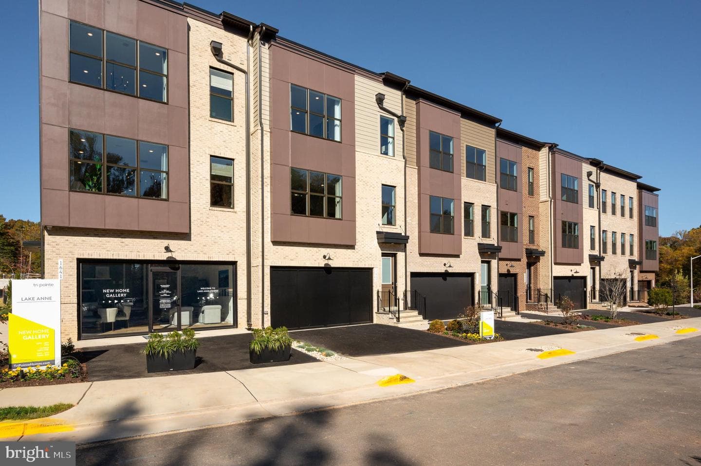 1610 Fellowship Square photo 20