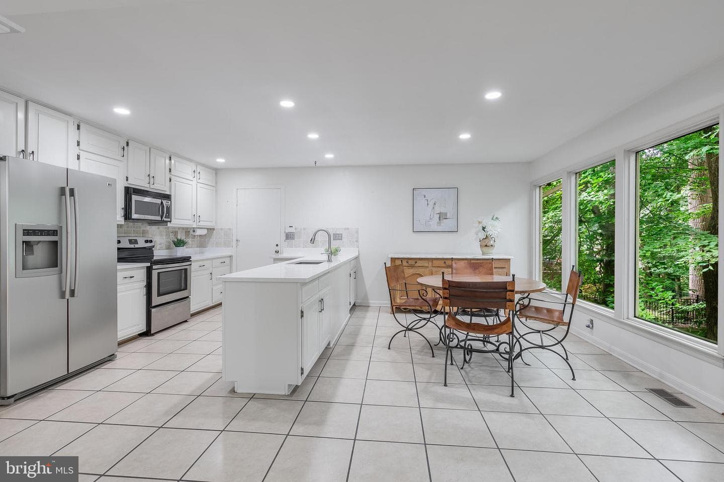 4054 41st Street photo 8