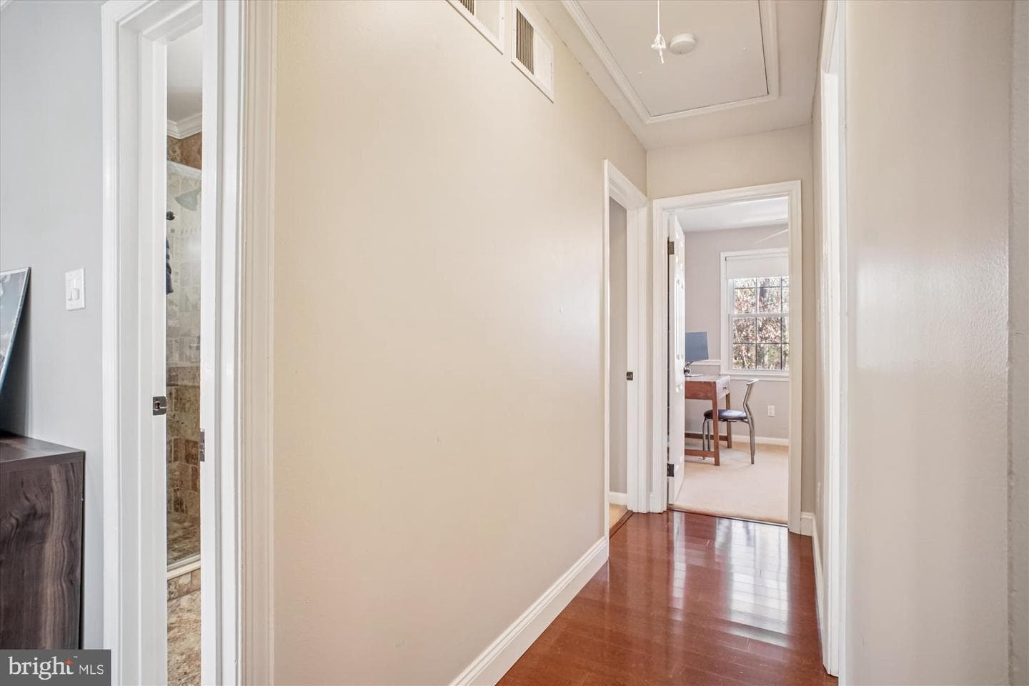 8332 Glastonbury Court photo 19