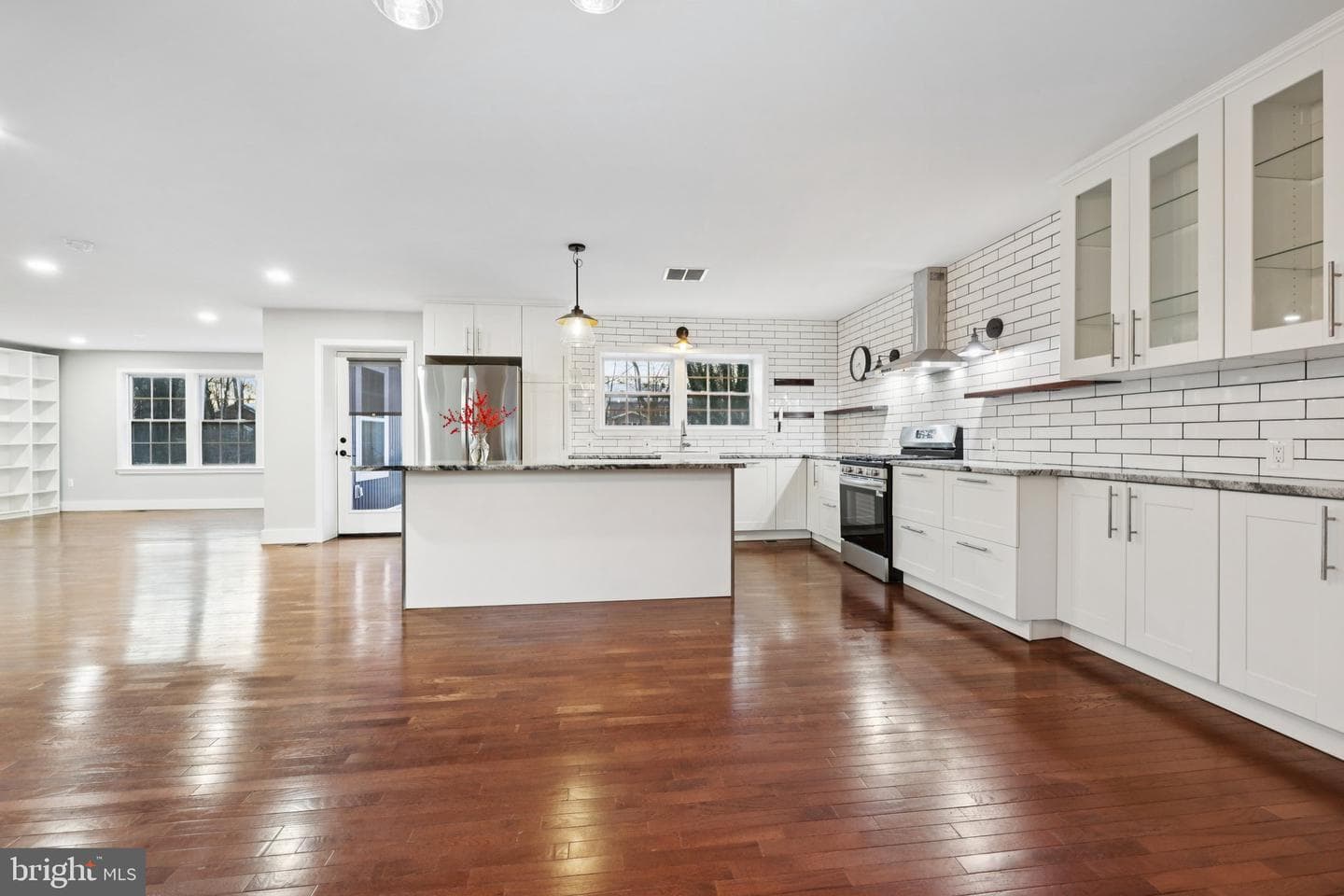 6057 Brook Drive photo 13
