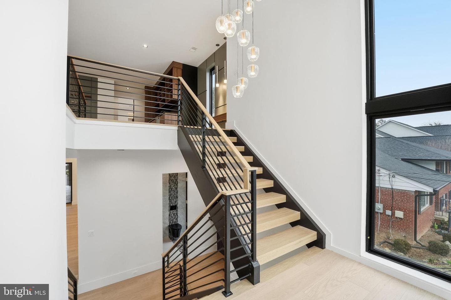 6910 Bright Avenue photo 48