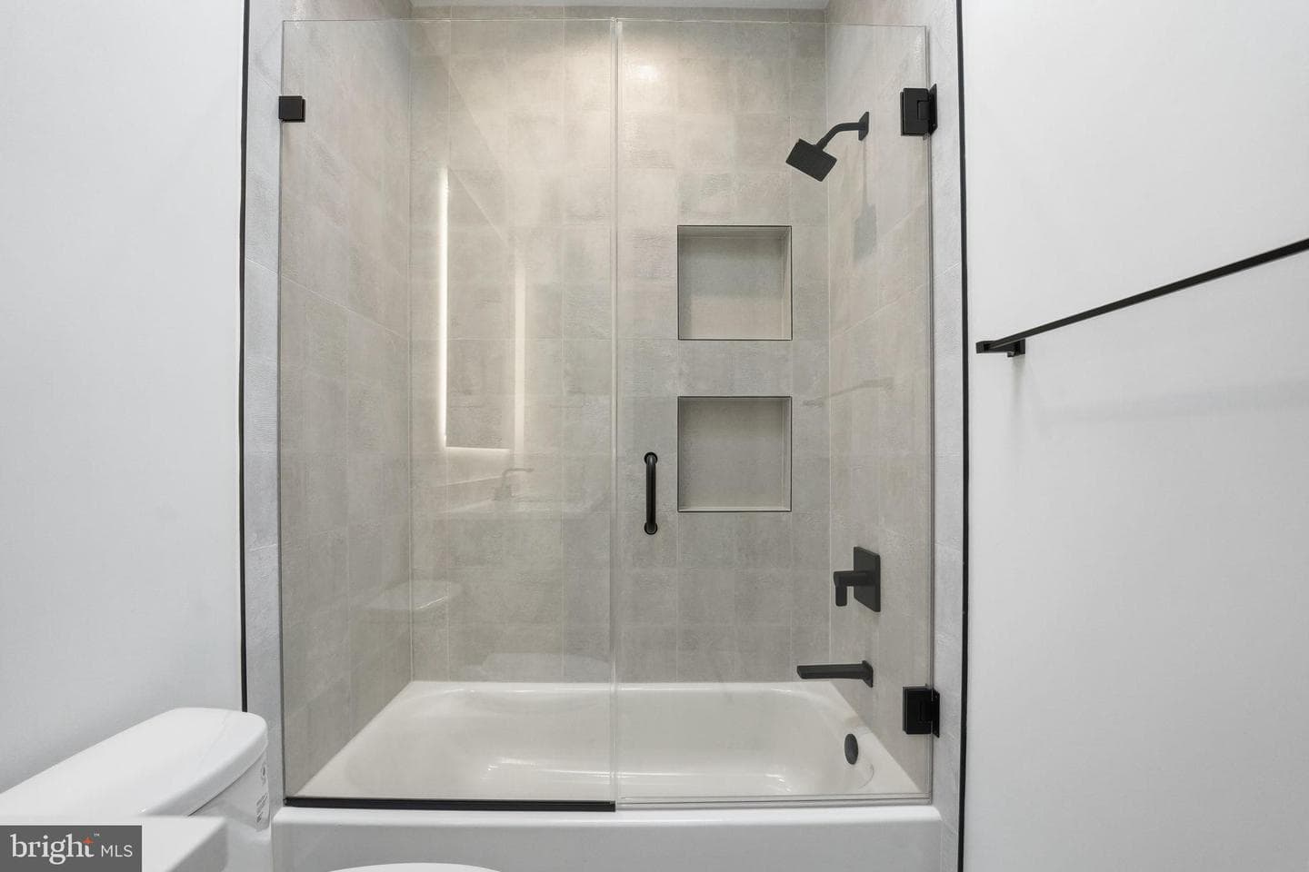 6910 Bright Avenue photo 65