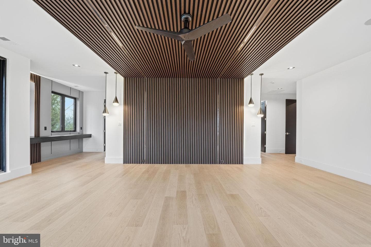 6910 Bright Avenue photo 68