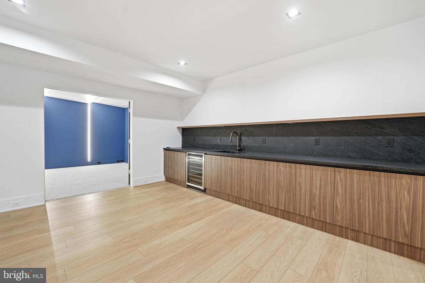6910 Bright Avenue photo 84