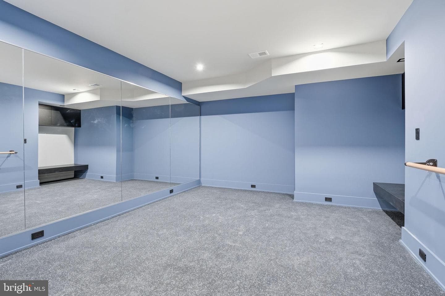 6910 Bright Avenue photo 89