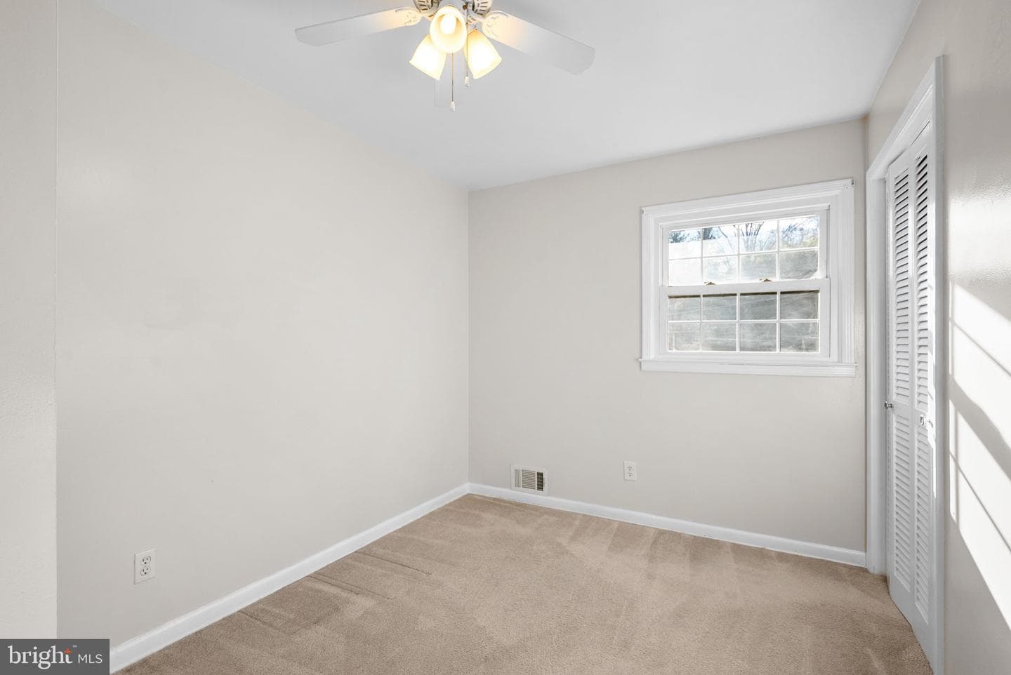 6219 Thornwood Drive photo 30