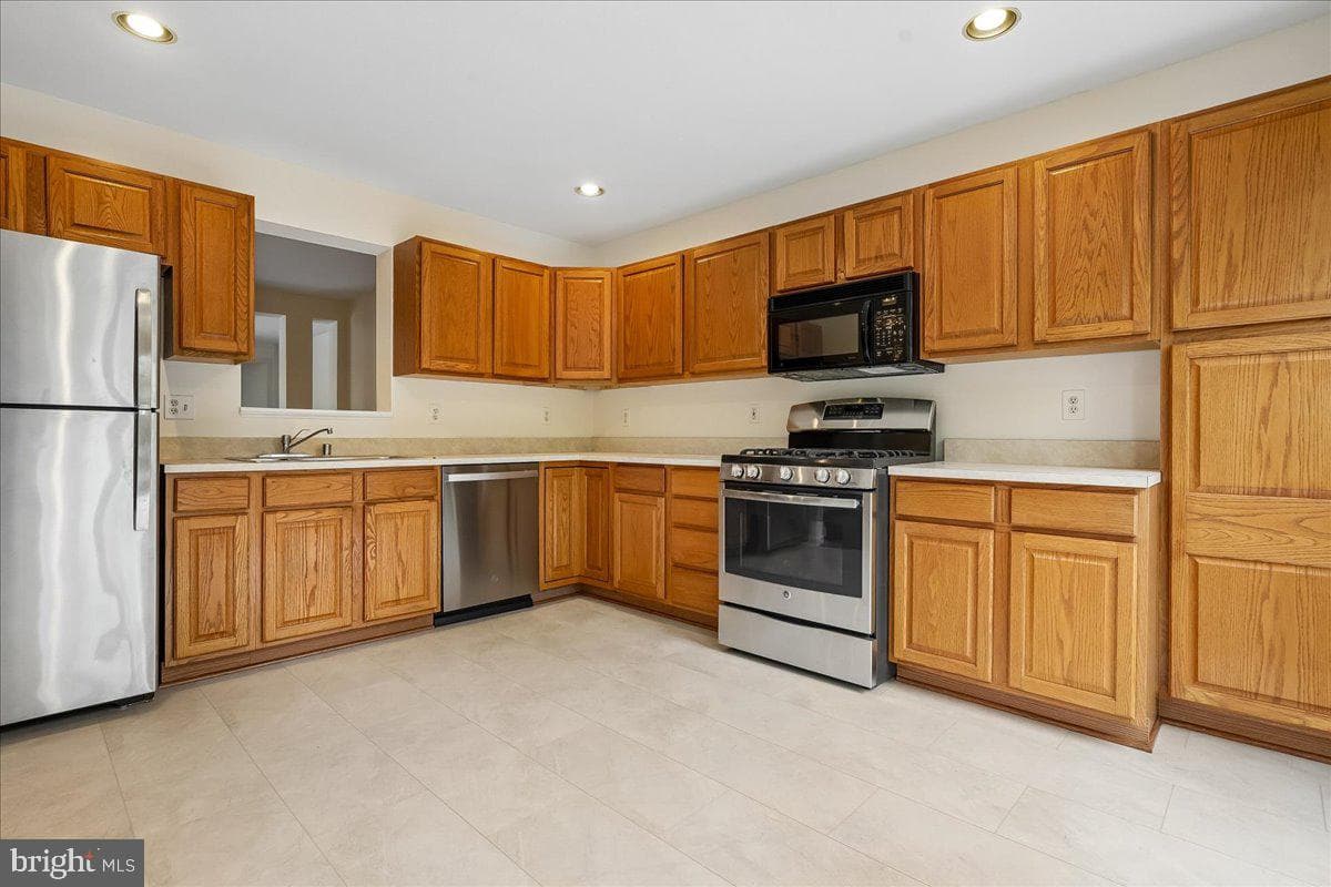 1711 Blue Flint Court photo 13