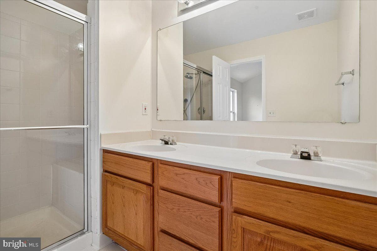 1711 Blue Flint Court photo 19