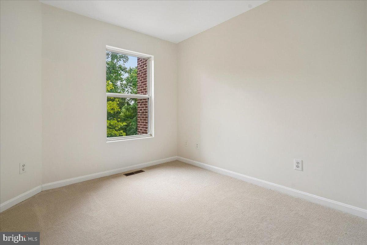 1711 Blue Flint Court photo 23