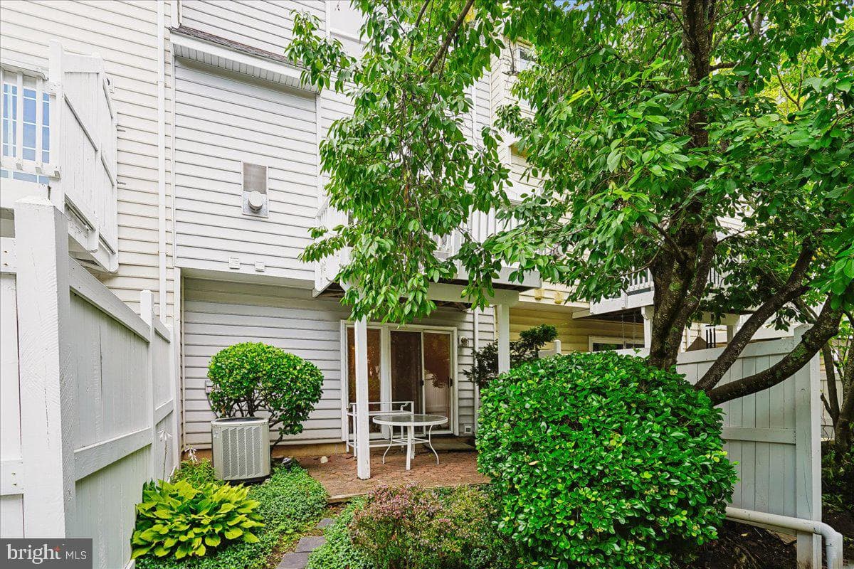 1711 Blue Flint Court photo 31