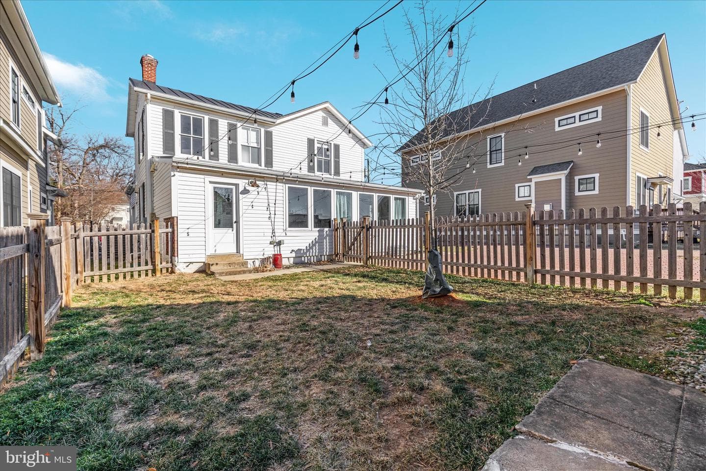 645 Jefferson Street photo 41