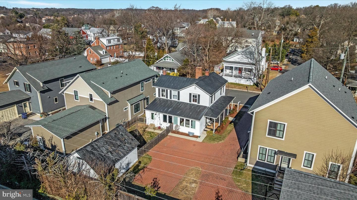 645 Jefferson Street photo 48