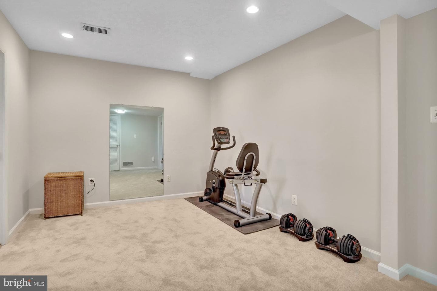 9516 Vandola Court photo 38