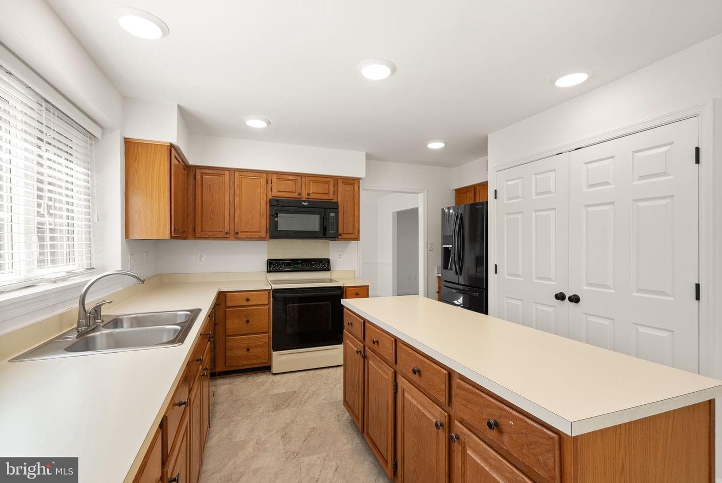 14379 Round Lick Lane photo 22