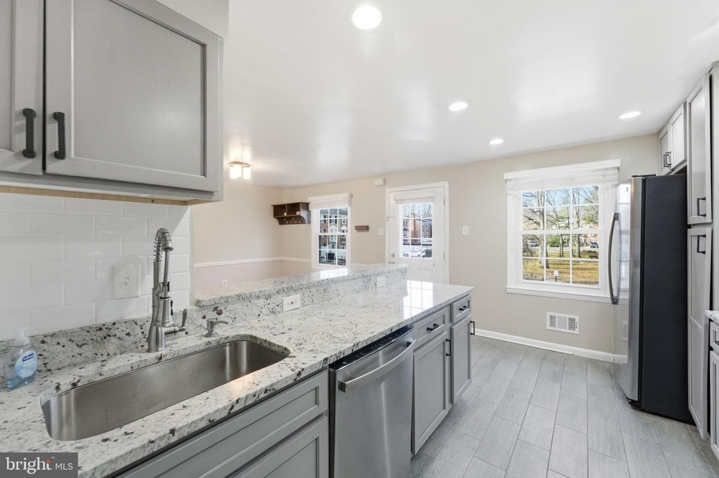 7960 Central Park Circle photo 12