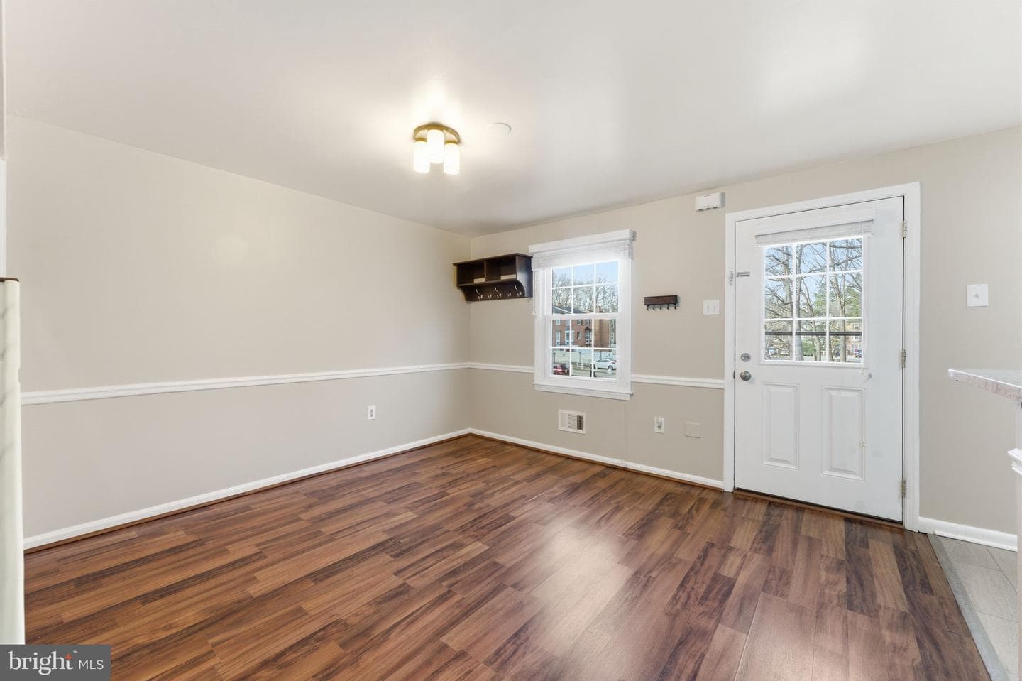 7960 Central Park Circle photo 5