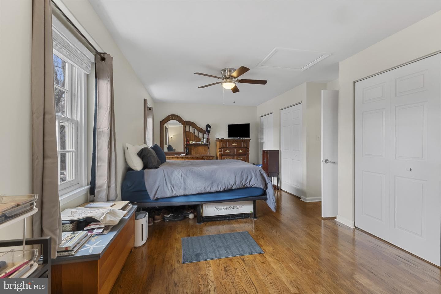 8400 Thompson Road photo 22
