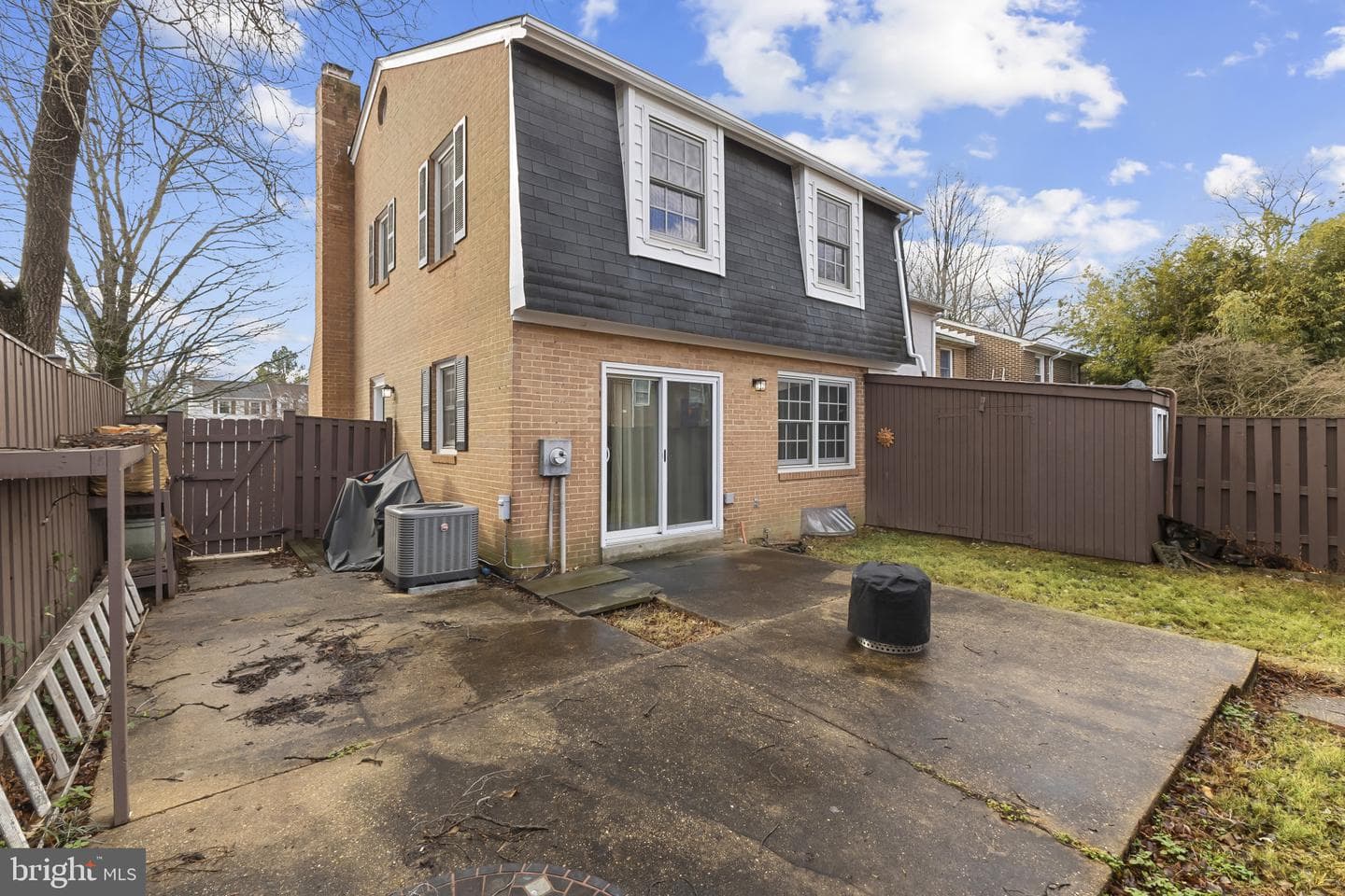 8400 Thompson Road photo 27