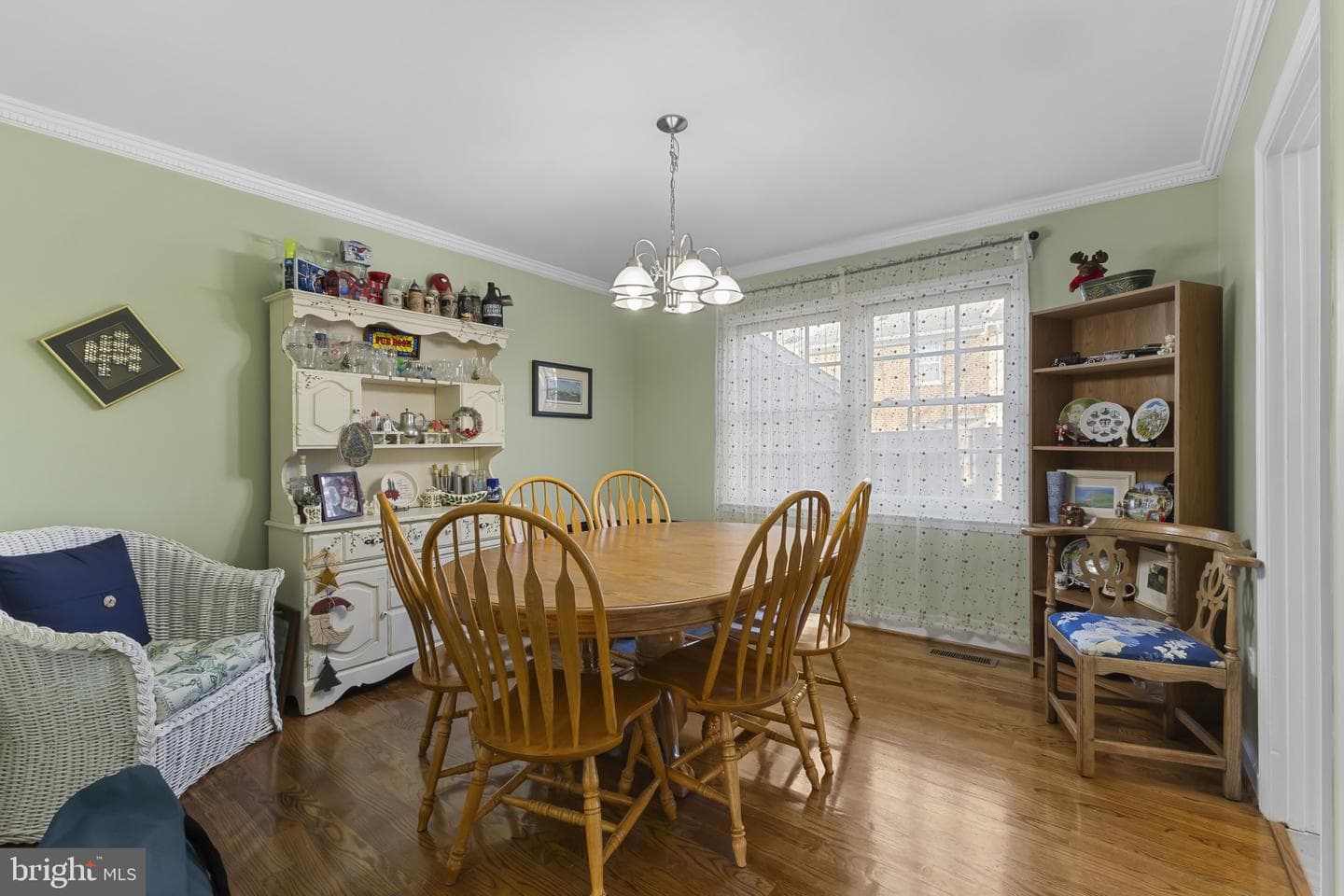 8400 Thompson Road photo 7