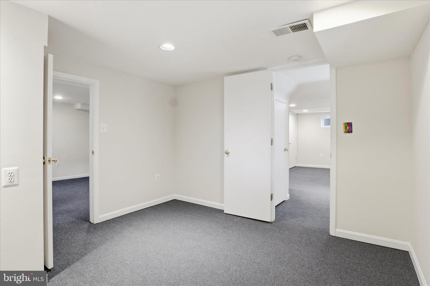 7013 Kenfig Place photo 22