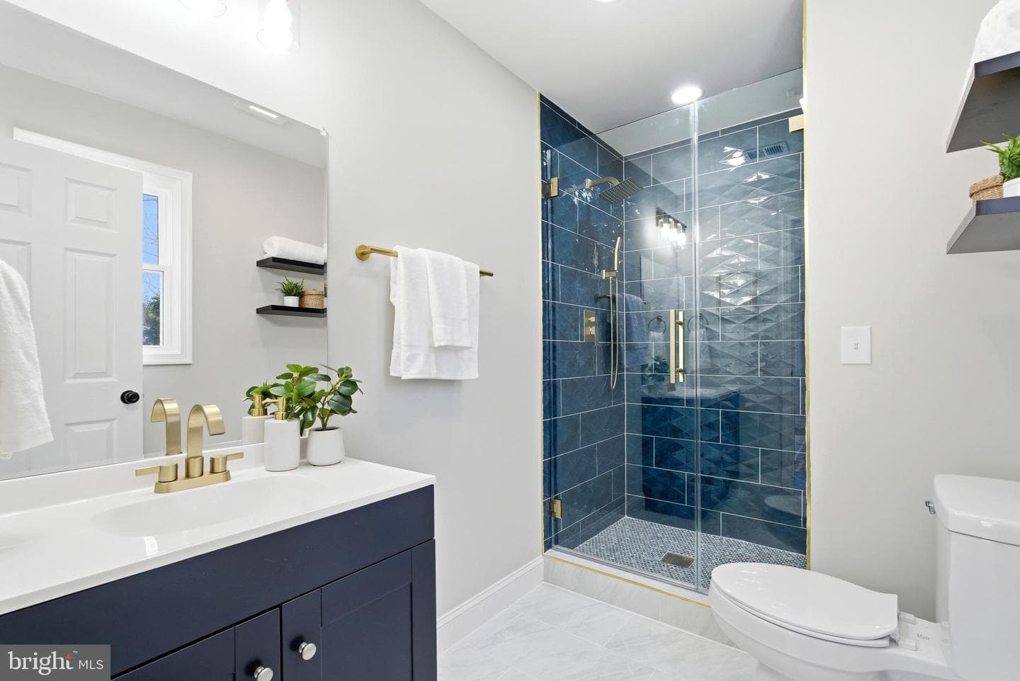 6735 Gouthier Road photo 14
