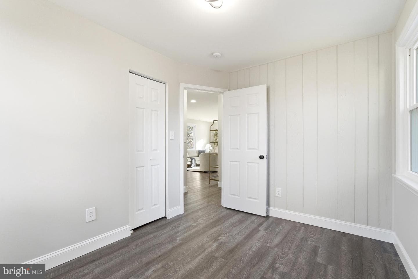 6735 Gouthier Road photo 26