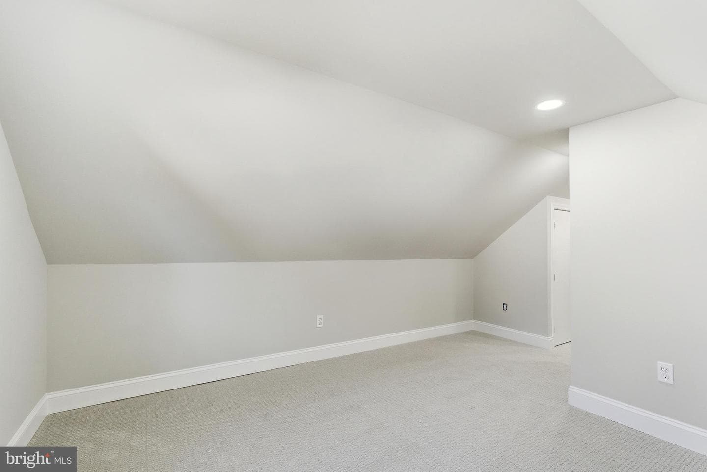 6735 Gouthier Road photo 29