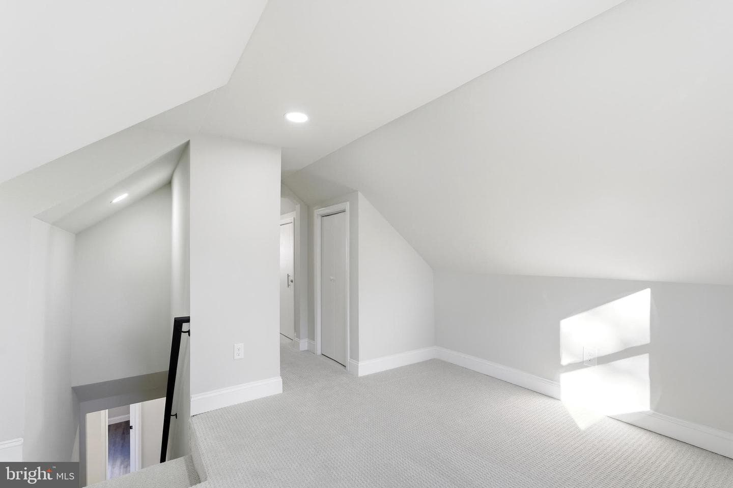 6735 Gouthier Road photo 30
