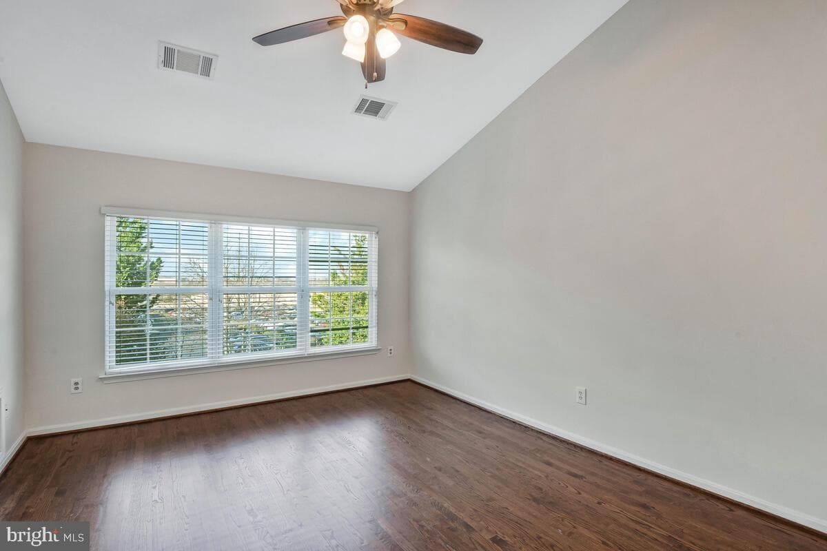 12025 Edgemere Circle photo 16