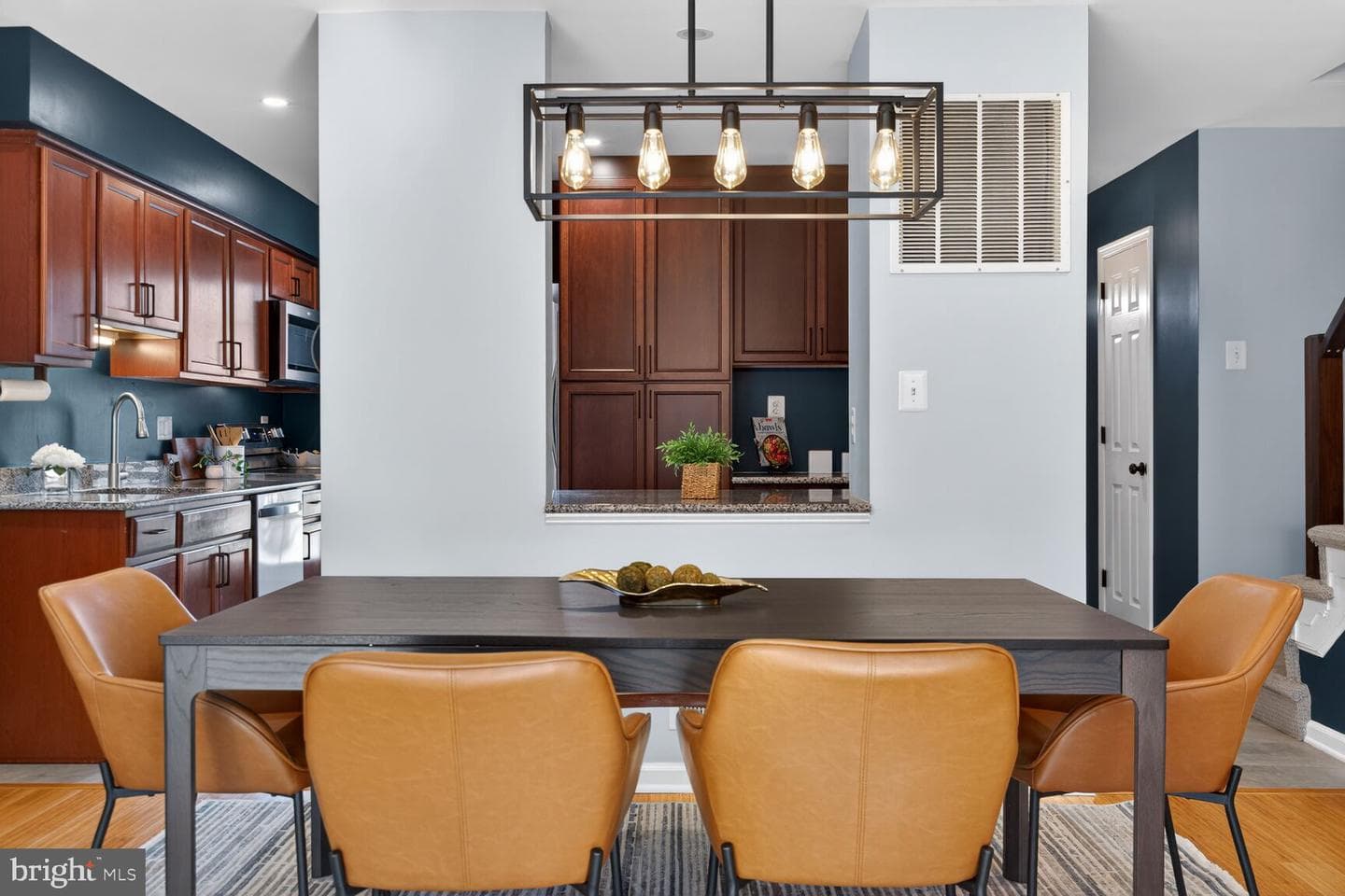 7207 Evanston Road photo 28