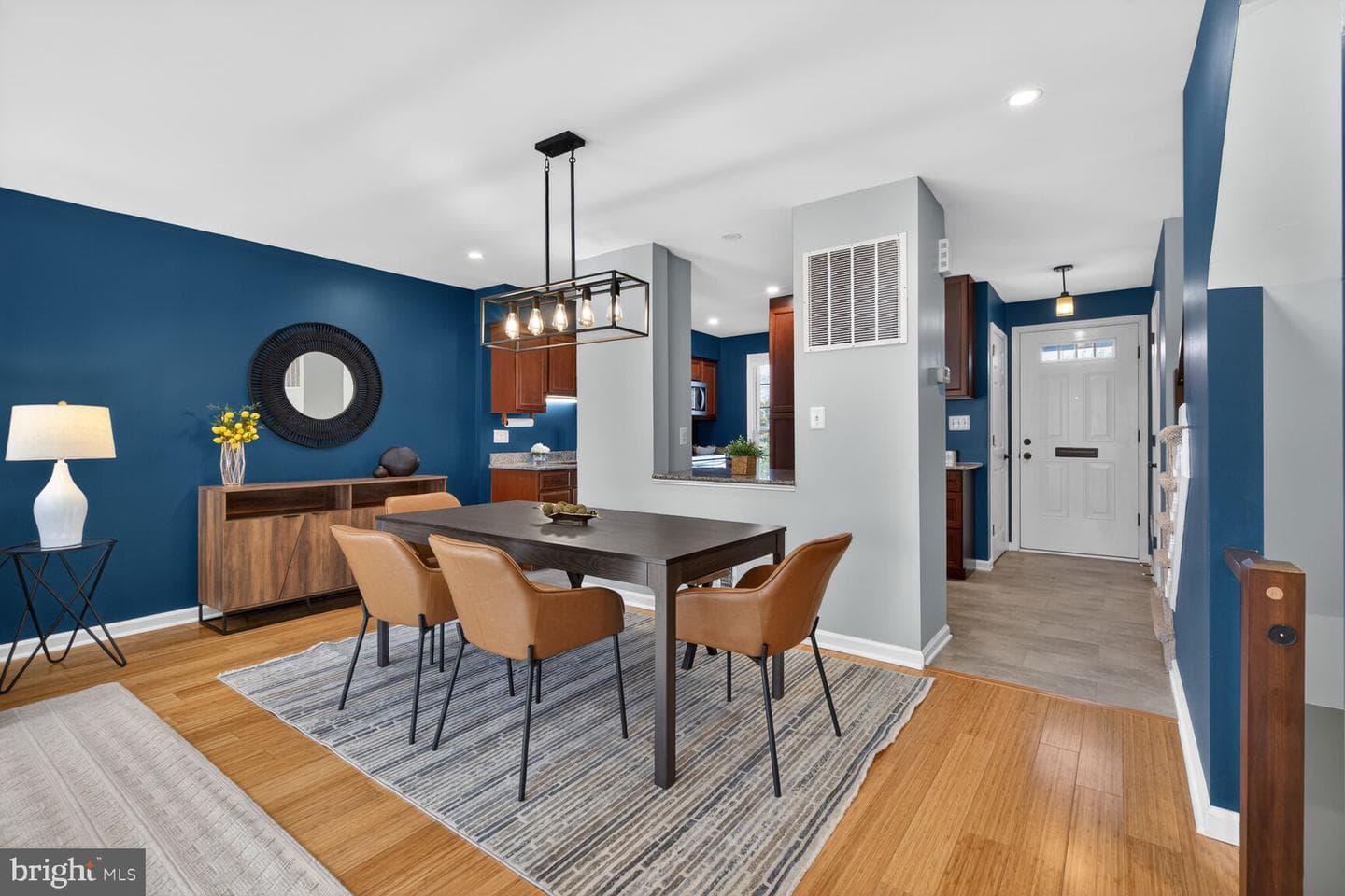 7207 Evanston Road photo 29