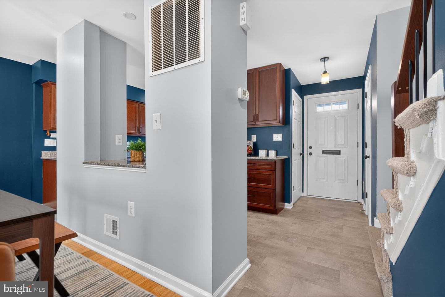 7207 Evanston Road photo 6