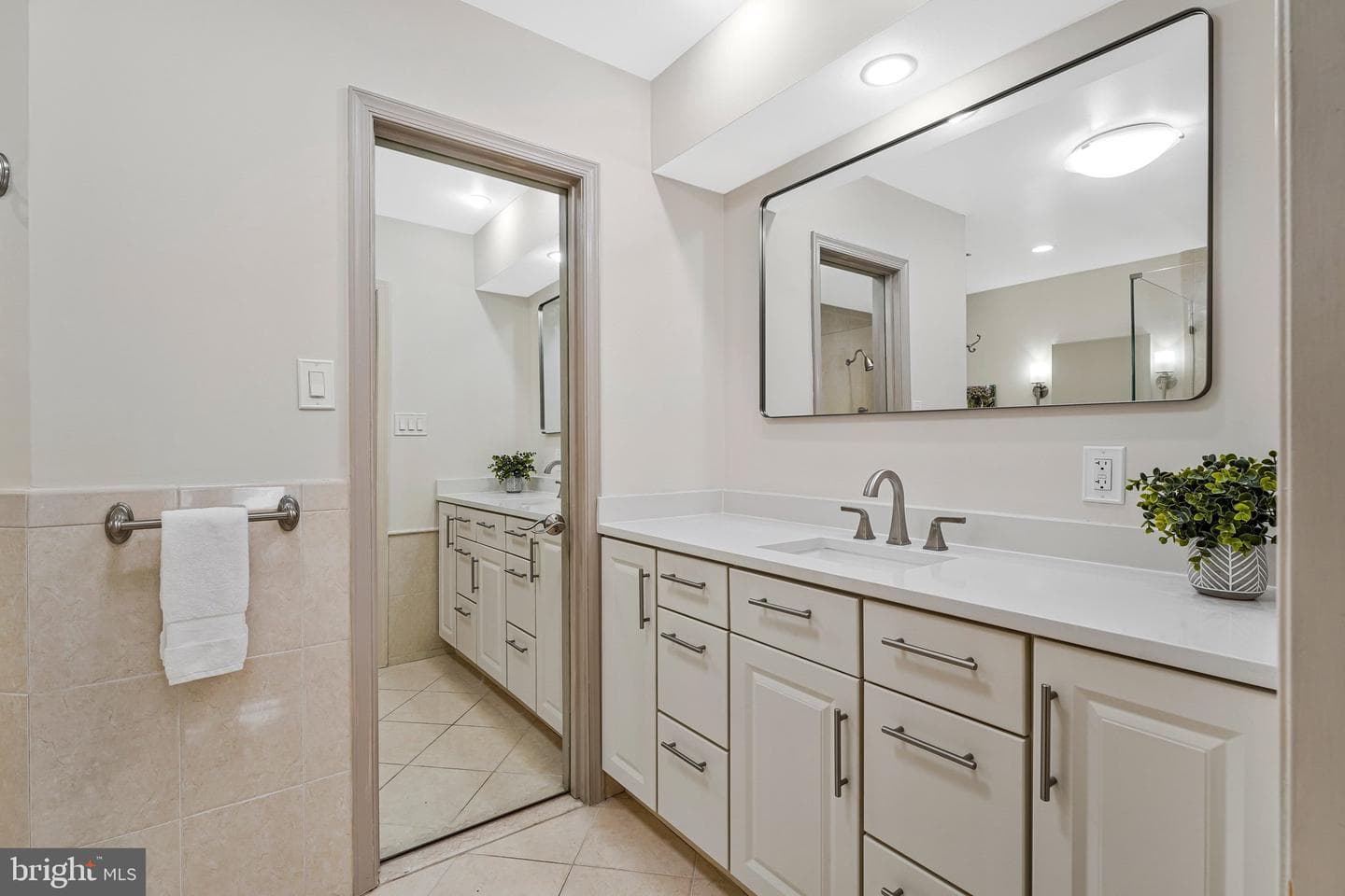 9501 Blythe Dale Court photo 27