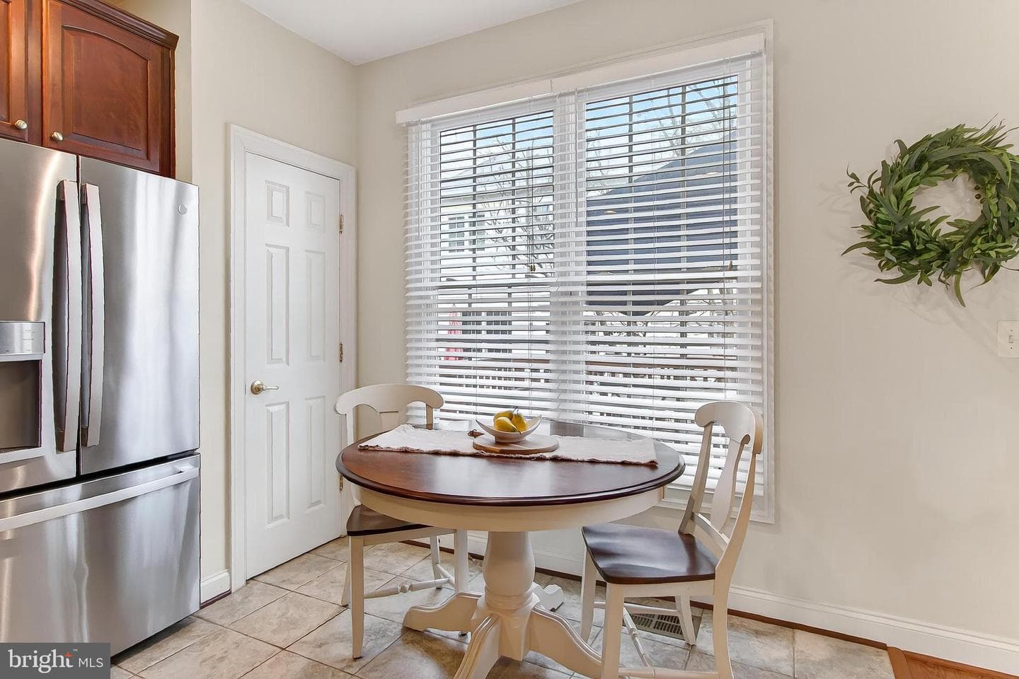 8378 Old Vicarage Street photo 19