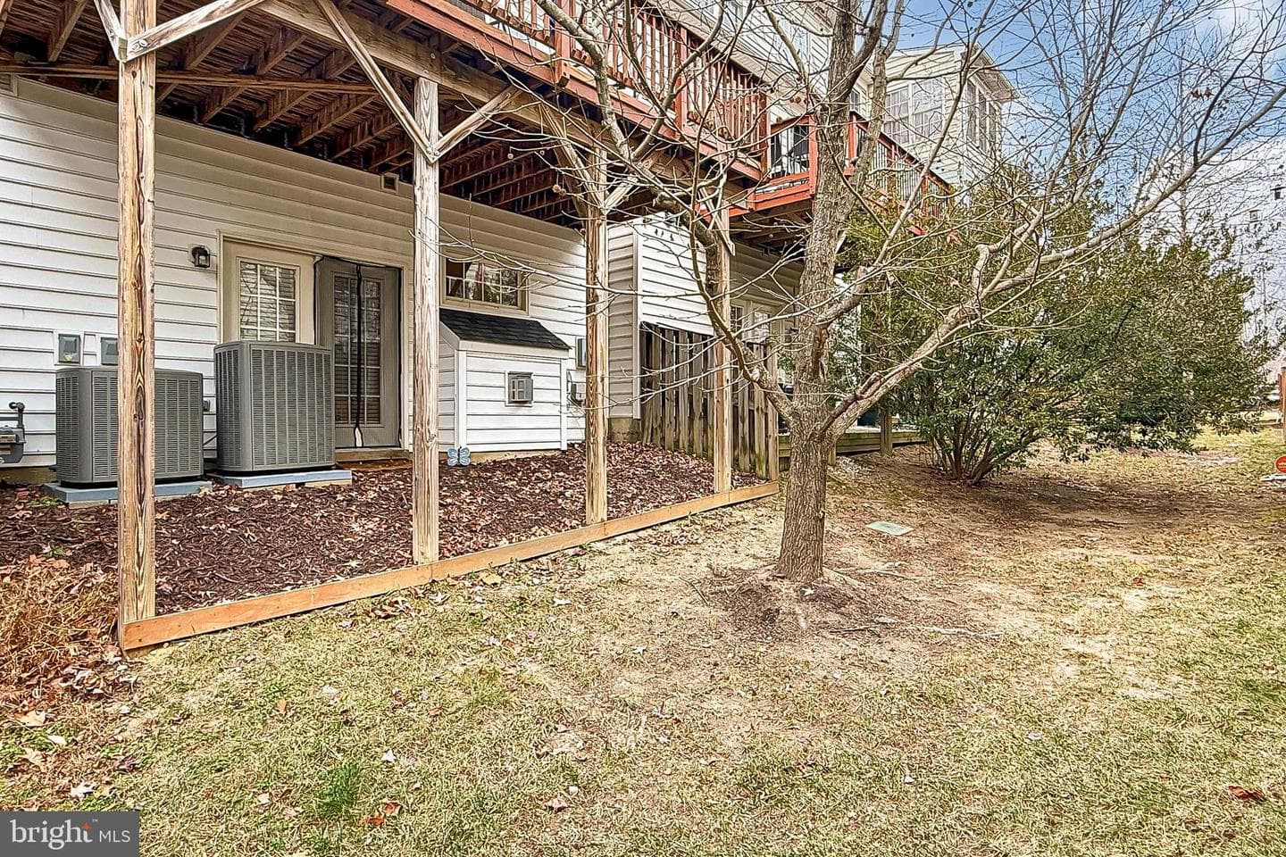 8378 Old Vicarage Street photo 45